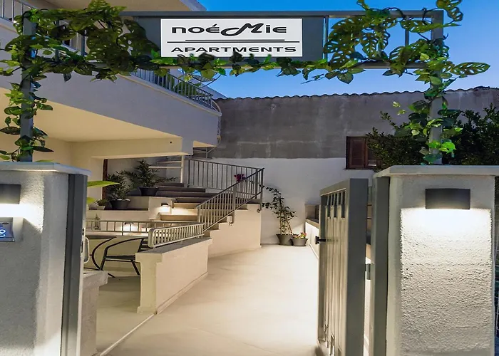 Noemie Apartments