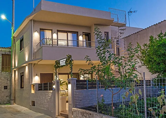 Noemie Apartments
